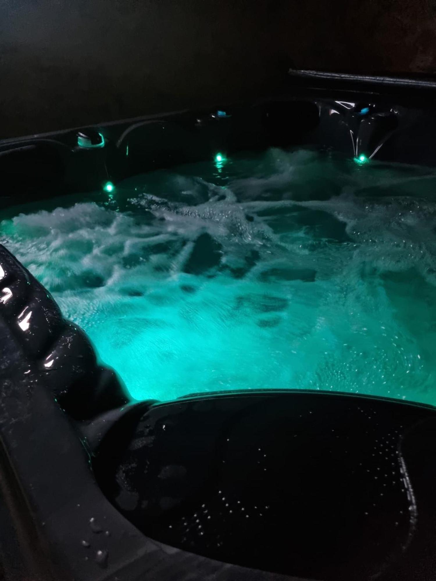 Villa Les Randogodilleurs Avec Jacuzzi A 2Kms Des Pistes Et 350M Du Theatre Du Peuple ! Bussang Exterior foto